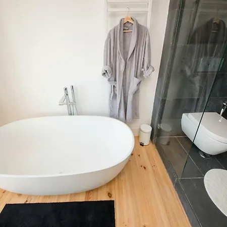 Apartment Boutique Lapa, 2 Suites, Luxury Design, River View