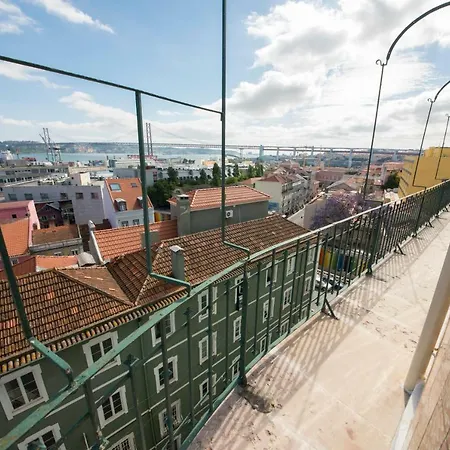 Boutique Lapa, 2 Suites, Luxury Design, River View Lisbon