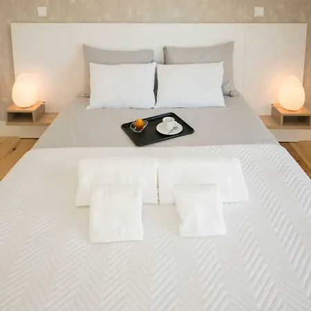 Apartment Boutique Lapa, 2 Suites, Luxury Design, River View