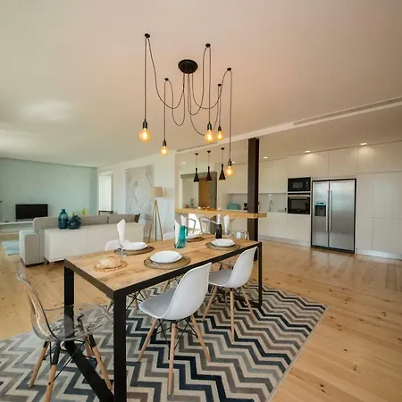 Boutique Lapa, 2 Suites, Luxury Design, River View Lisbon